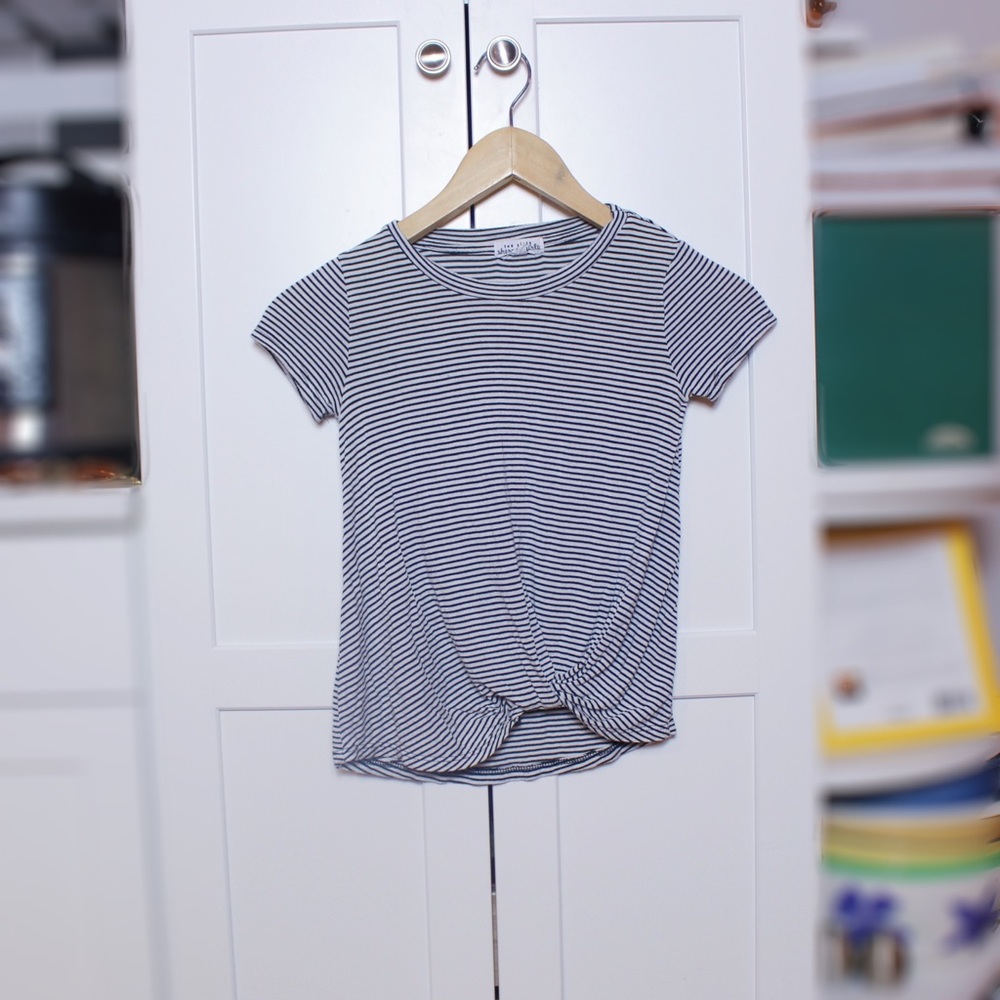 tied shirt